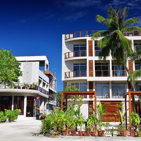 מאפושי Velana Beach Hotel Maldives מראה חיצוני תמונה