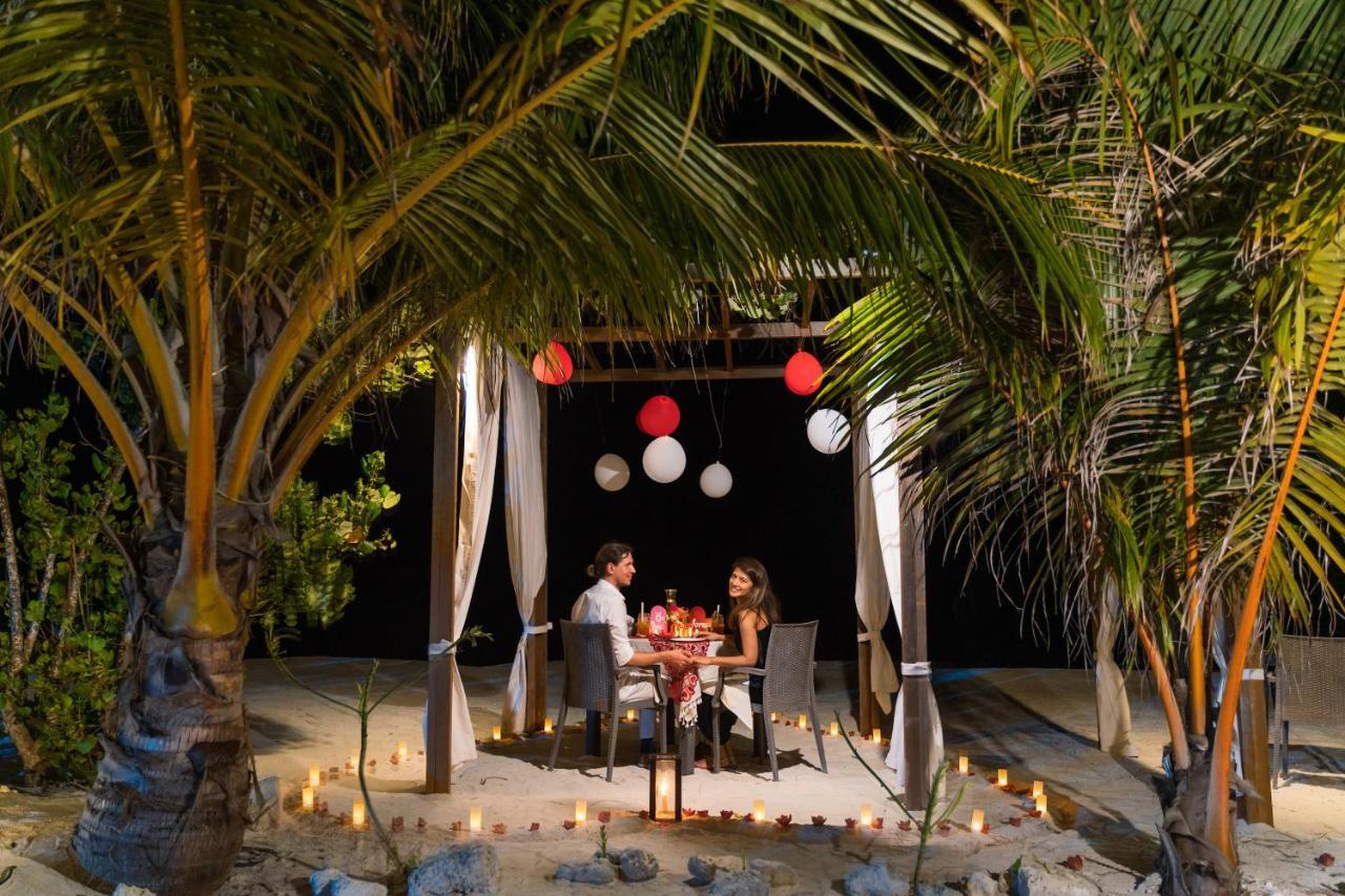 מאפושי Velana Beach Hotel Maldives מראה חיצוני תמונה