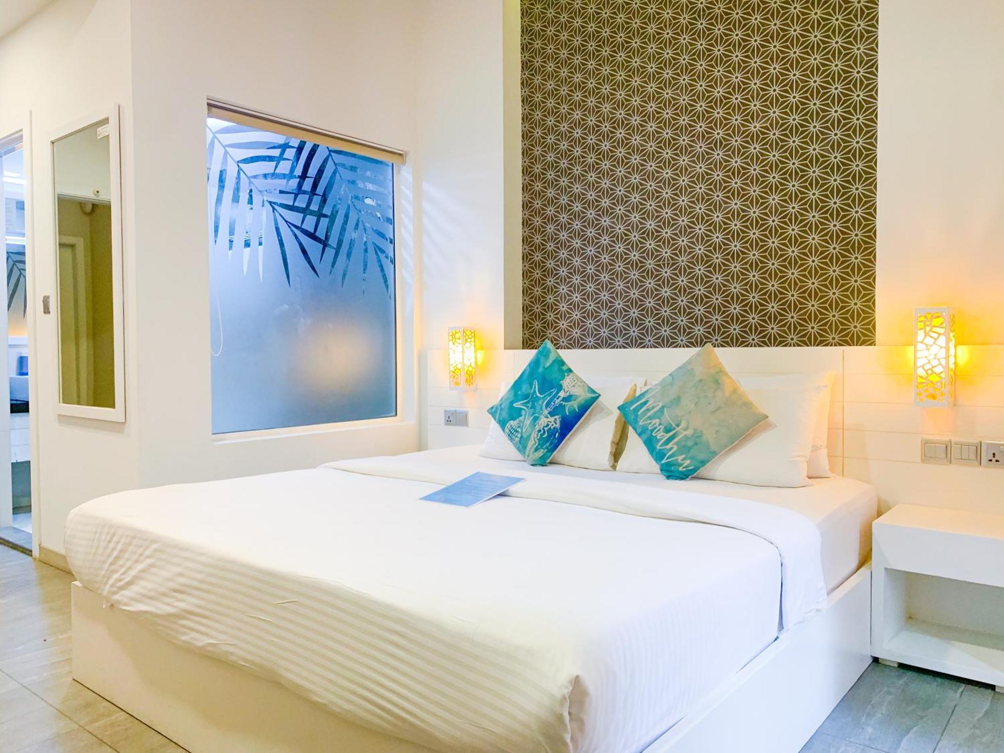 מאפושי Velana Beach Hotel Maldives מראה חיצוני תמונה