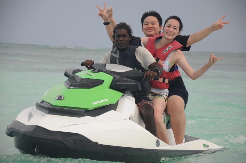 מאפושי Velana Beach Hotel Maldives מראה חיצוני תמונה