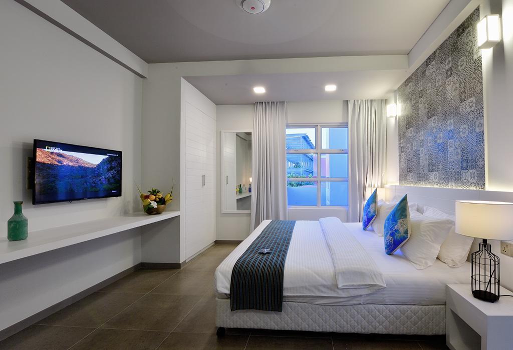 מאפושי Velana Beach Hotel Maldives מראה חיצוני תמונה