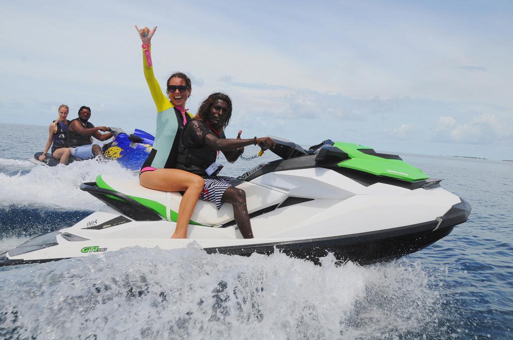 מאפושי Velana Beach Hotel Maldives מראה חיצוני תמונה